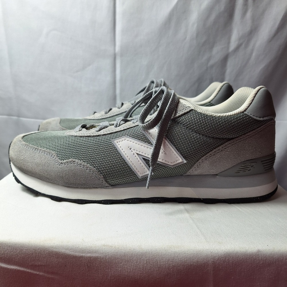 NEW BALANCE 515 V3 Sneakers Mens Sz 10 Gray Suede Leather Classic Athleisure - Picture 4 of 10